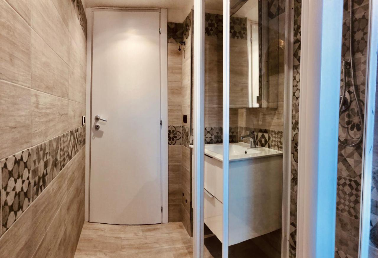 Heart Of Rome Vatican Deluxe New Apartment 1Gb Wifi Bagian luar foto